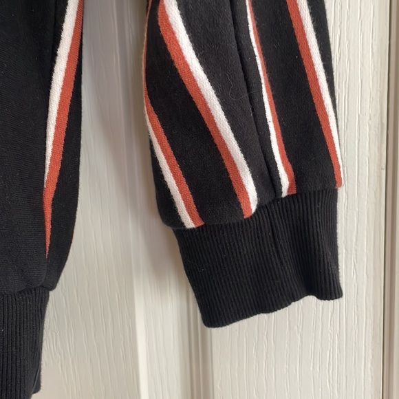 Zara Men’s Striped Sweater Black brown and white vertical stripes Size Large - Picture 3 of 8